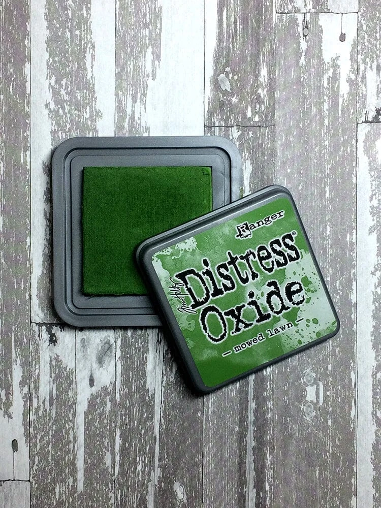 Tim Holtz Distress® Oxide® Ink Pad Mowed Lawn 4 Tim Holtz Distress® Oxide® Ink Pad Mowed Lawn - Image 2