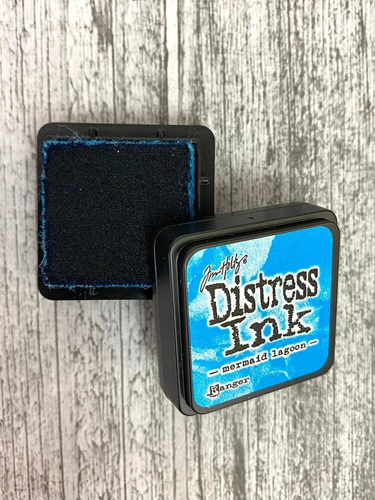 Tim Holtz Mini Distress® Ink Pad Mermaid Lagoon 4 Tim Holtz Mini Distress® Ink Pad Mermaid Lagoon - Image 2
