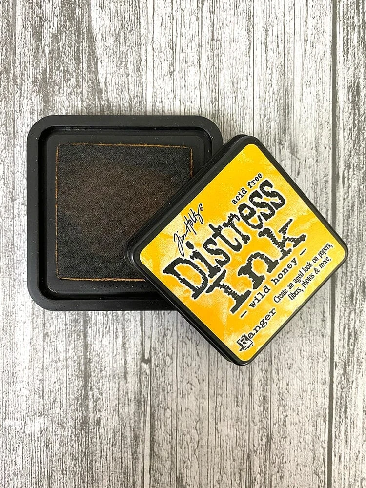 Tim Holtz Distress® Ink Pad Wild Honey 4 Tim Holtz Distress® Ink Pad Wild Honey - Image 2